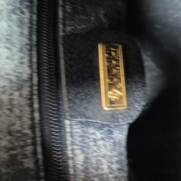 Gucci Vintage Crosbody Bag In Great Condition, 100% Authentic - Picture 10 of 11